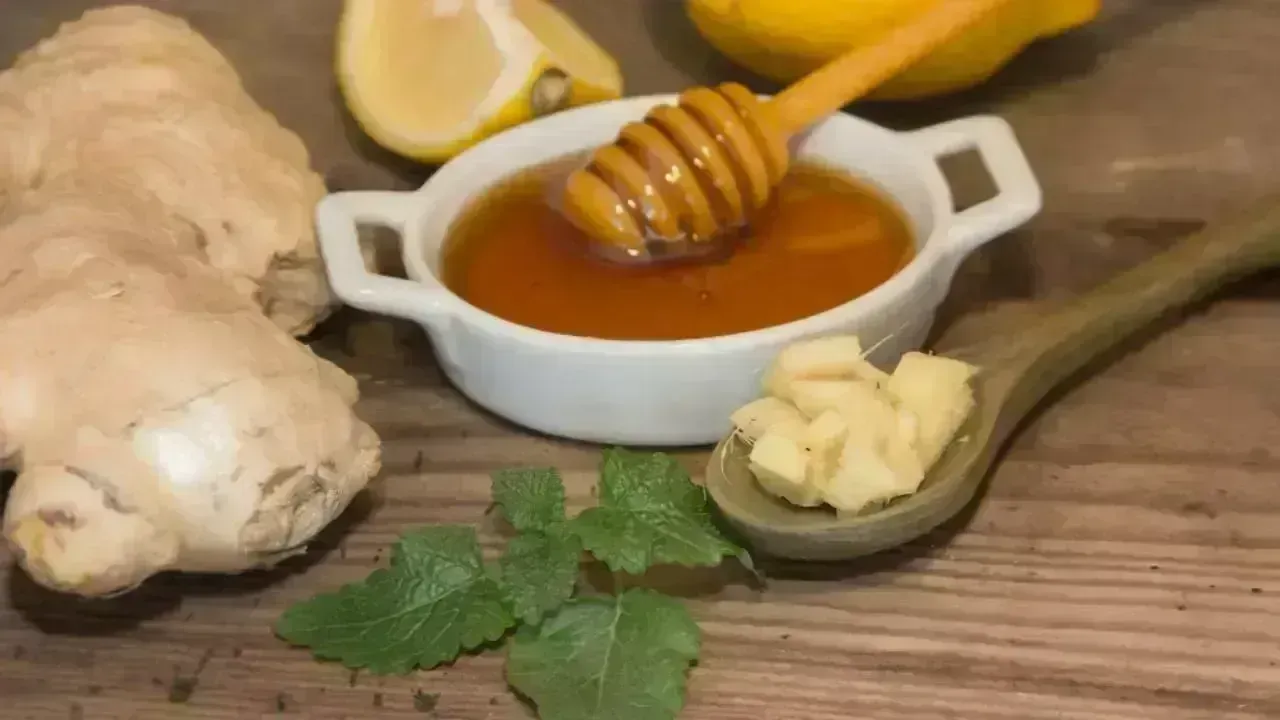 Harnessing the Power of Ginger and Honey for Lung Wellness