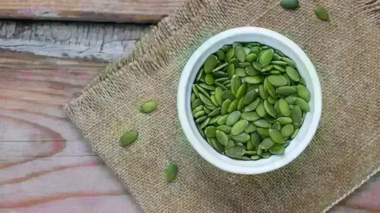 Top 5 Reasons for Women to Include Pumpkin Seeds in Their Daily Diet