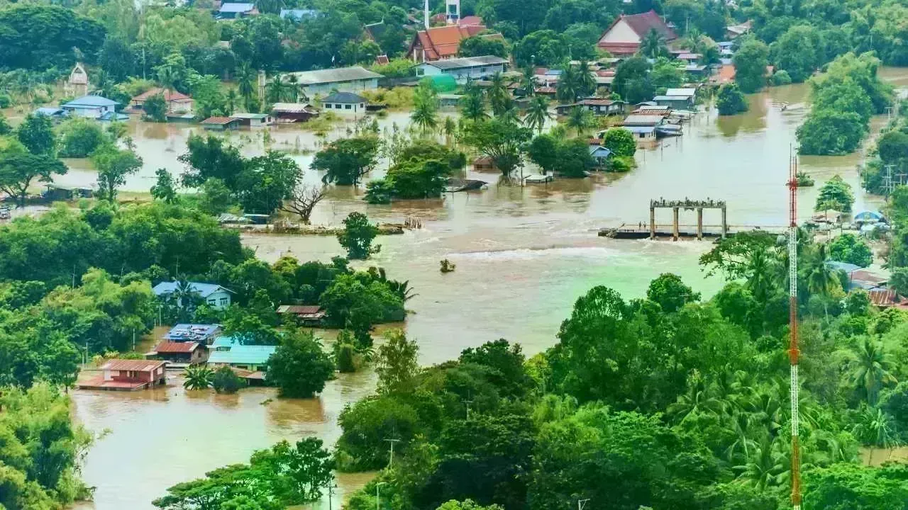 Coastal India Faces Urgent Flood Challenges: Lessons from Sri Lanka and Indonesia