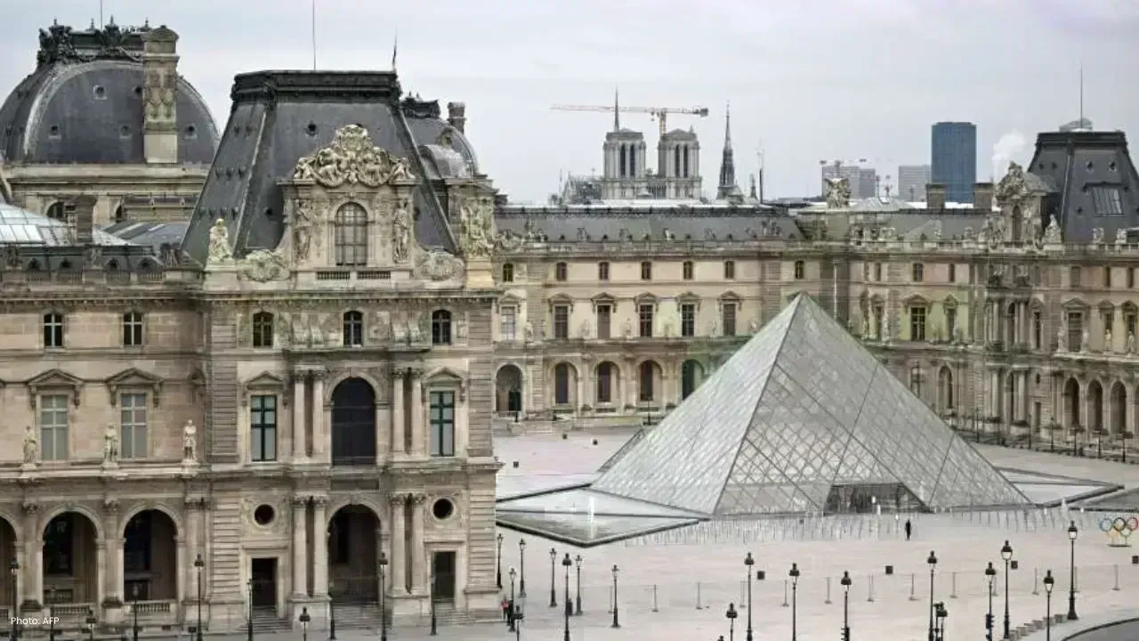 Entry Fees Rise at Paris Museum Following High-Profile Jewel Heist