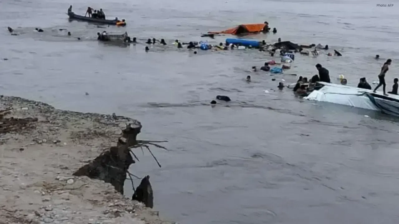 Tragic Landslide Capsizes Vessels in Peru's Ucayali: 12 Lives Lost and Many Missing