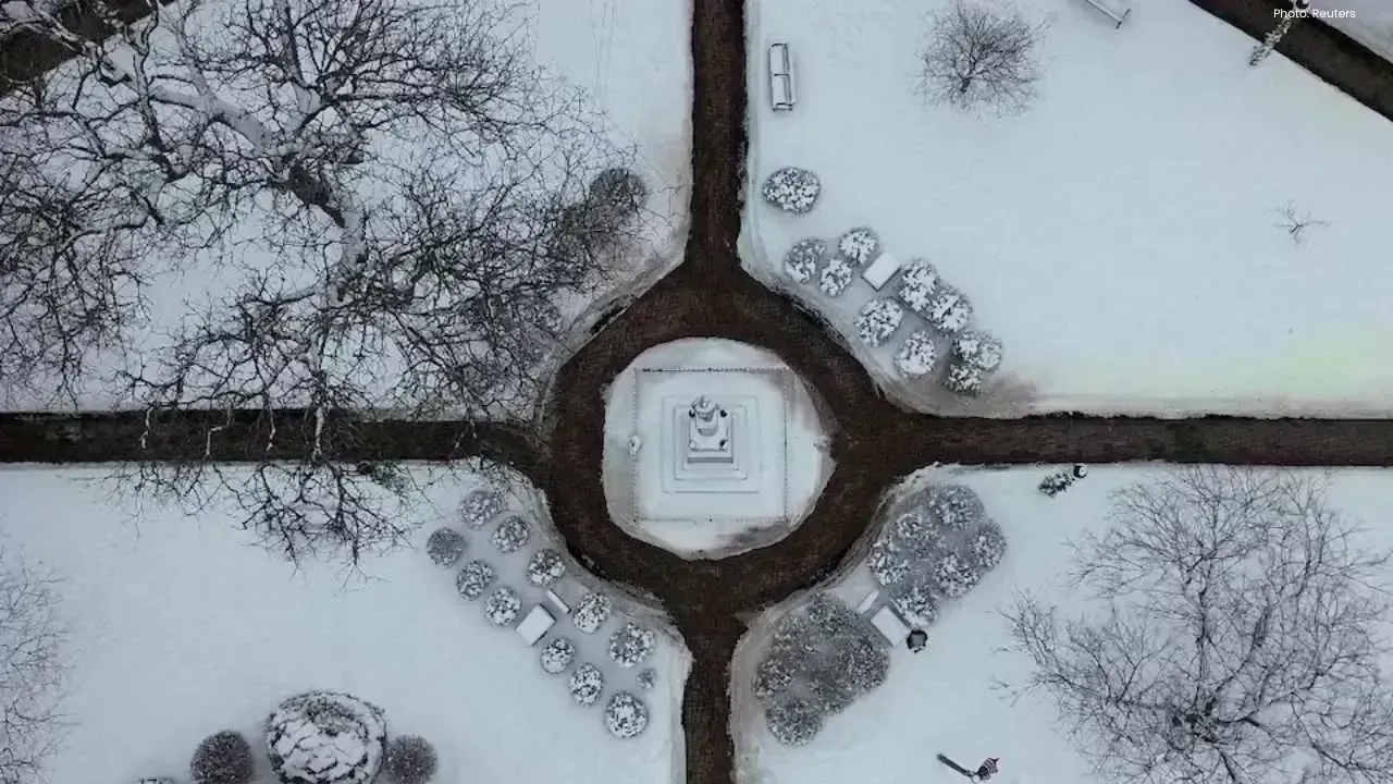 Northeast Faces First Major Snowstorm With Heavy Snowfall