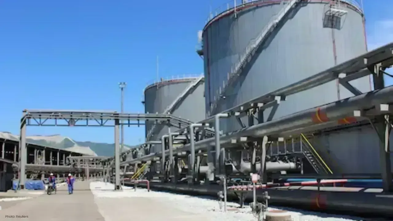 First Nations Endorse Oil Tanker Ban, Dismiss Pipeline Proposals