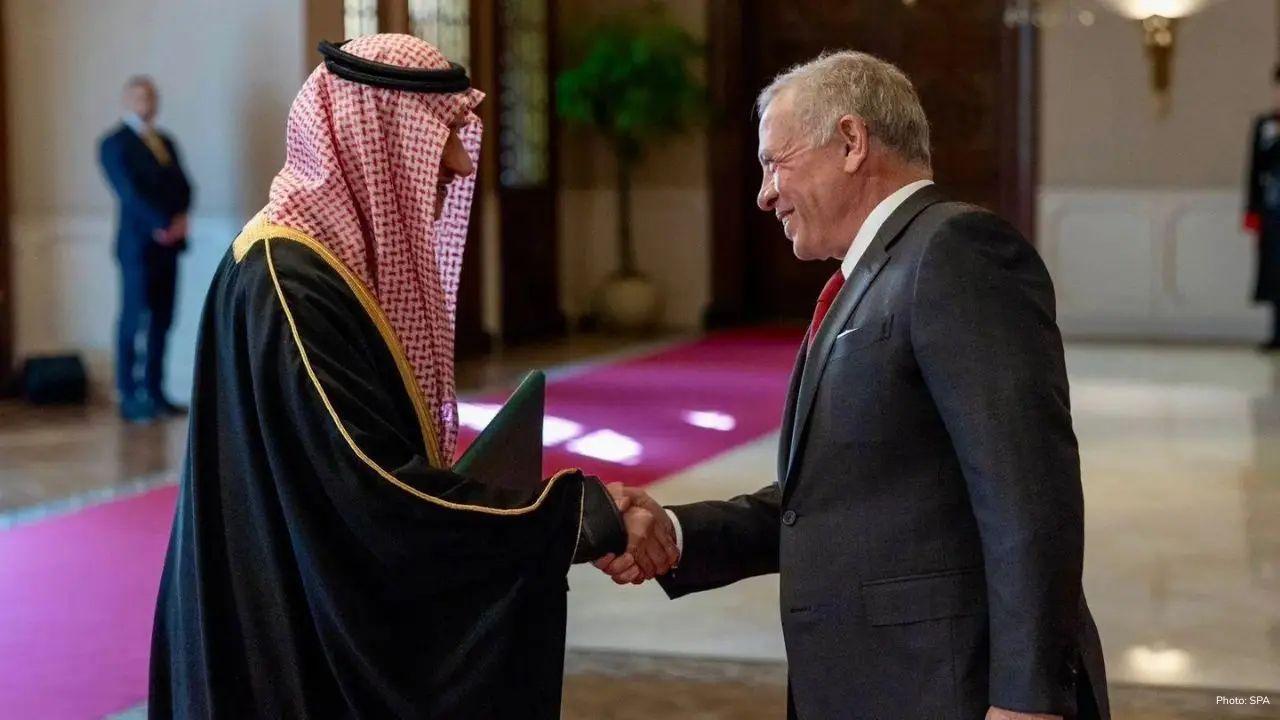 Saudi Ambassador Presents Credentials to Jordan’s King Abdullah II