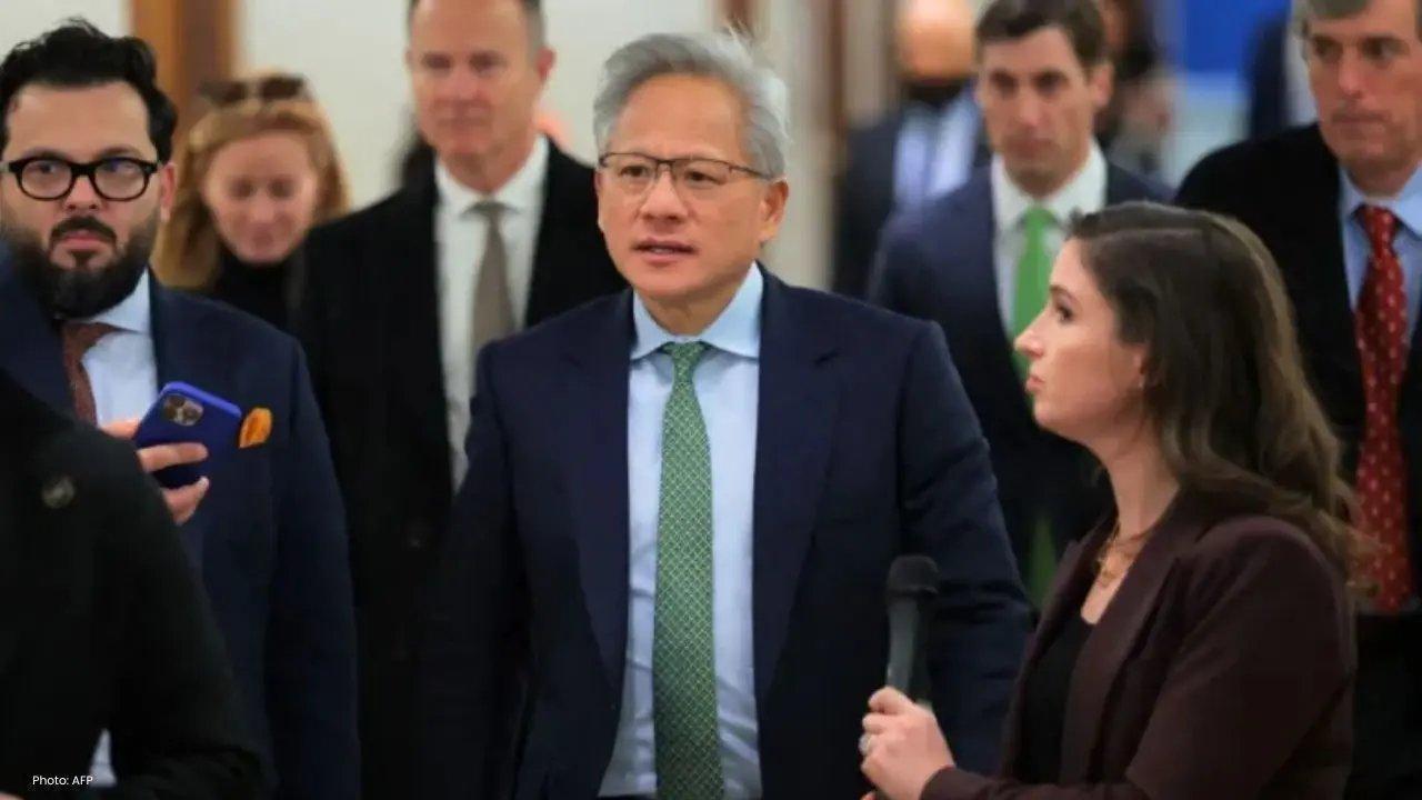 Trump Facilitates Nvidia H200 Chip Exports to China, Relaxing Tech Restrictions