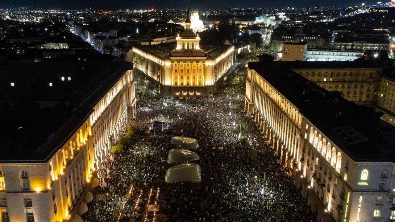 Bulgaria's Government Ousted After Widespread Protests