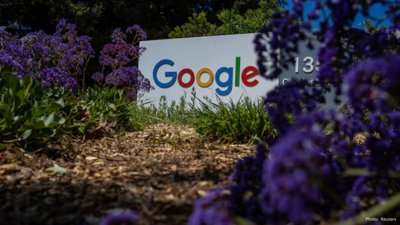 Google Cautions Employees with U.S. Visas Against International Trips Due to Embassy Delays
