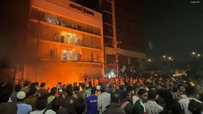 Violence Erupts in Bangladesh Ahead of Anti-India Leader Funeral