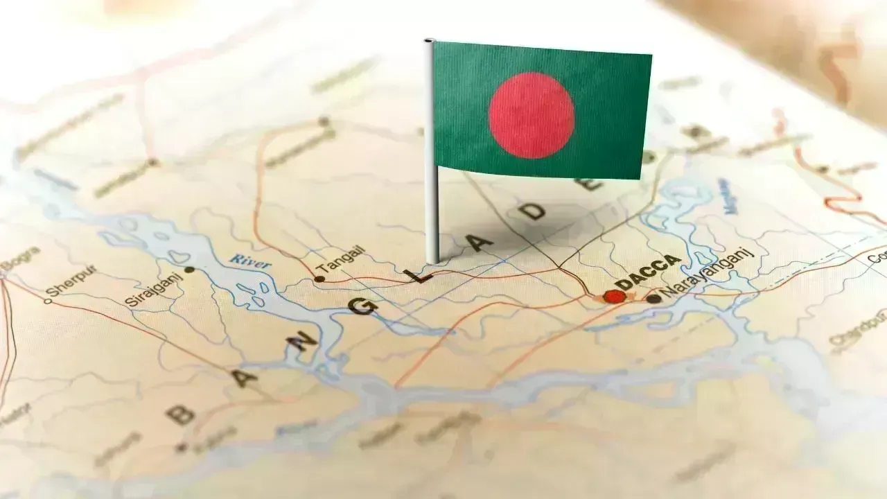 Rising Violence: Bangladesh Student Leader Injured Ahead of Elections