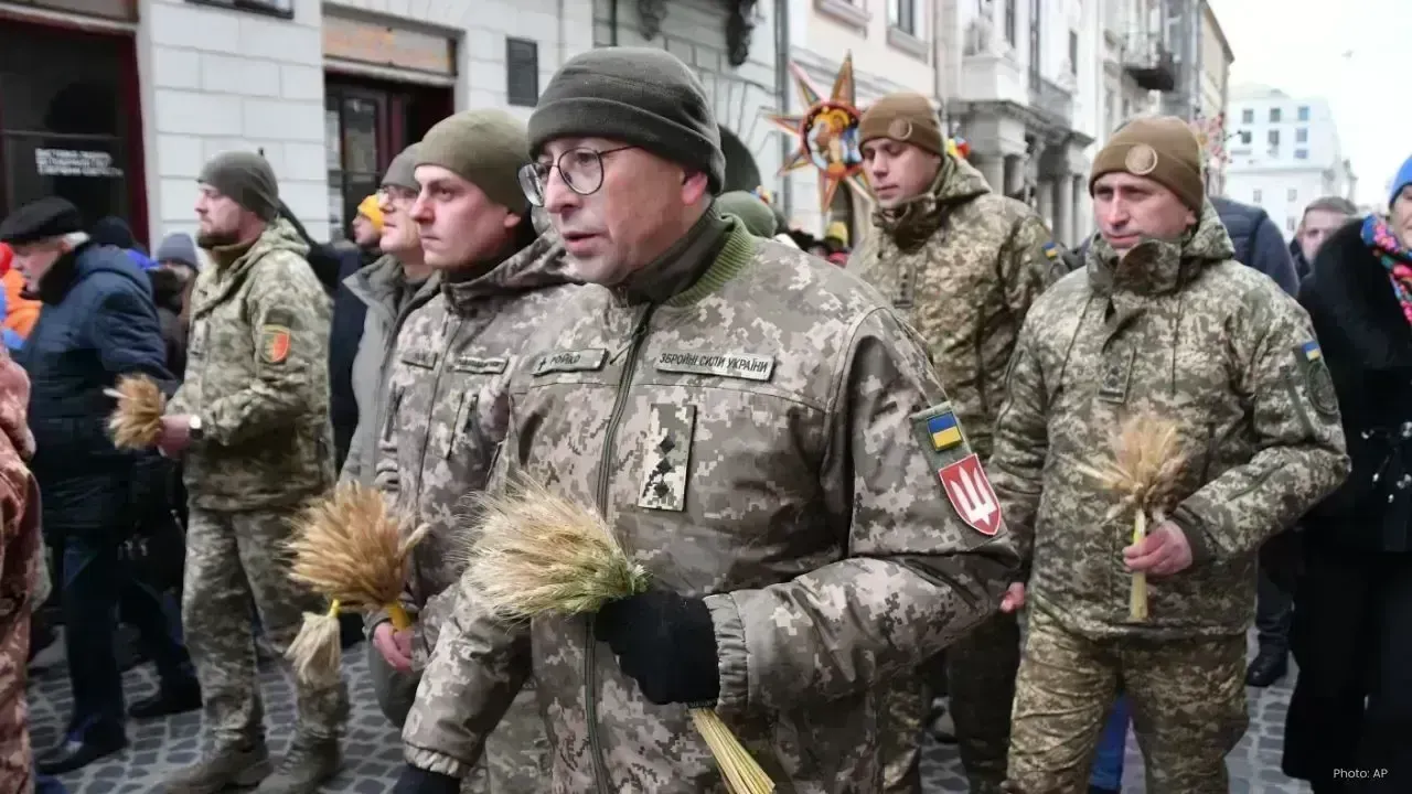 Zelenskyy Proposes Demilitarized Zone for Donbas to Seek Peace