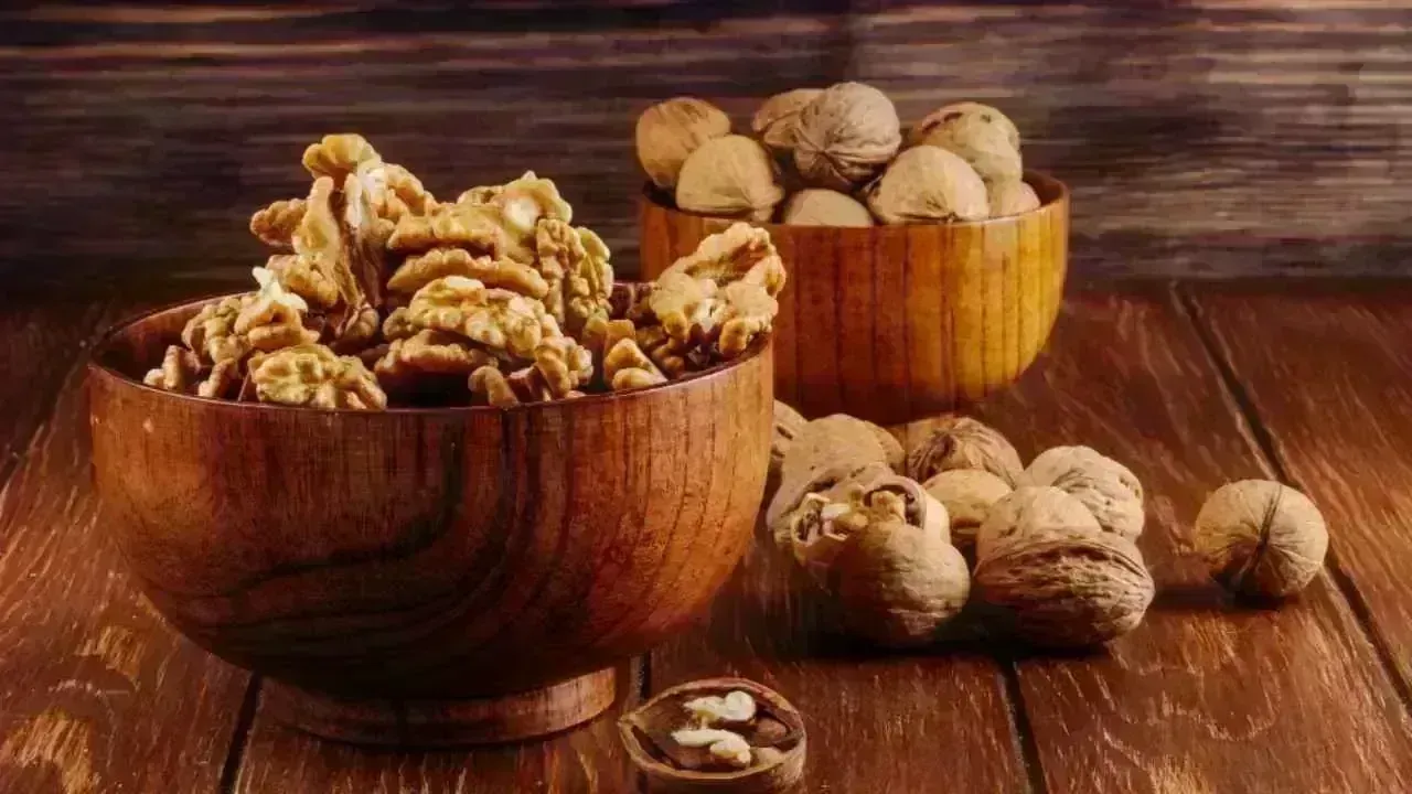 Enhance Omega-3 Absorption with These 4 Walnut Pairings