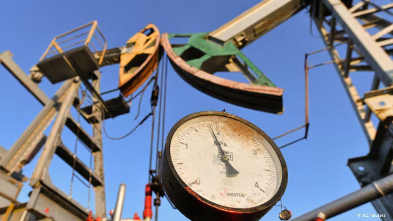 Oil Prices Stabilize Amid Geopolitical Tensions and Supply Concerns