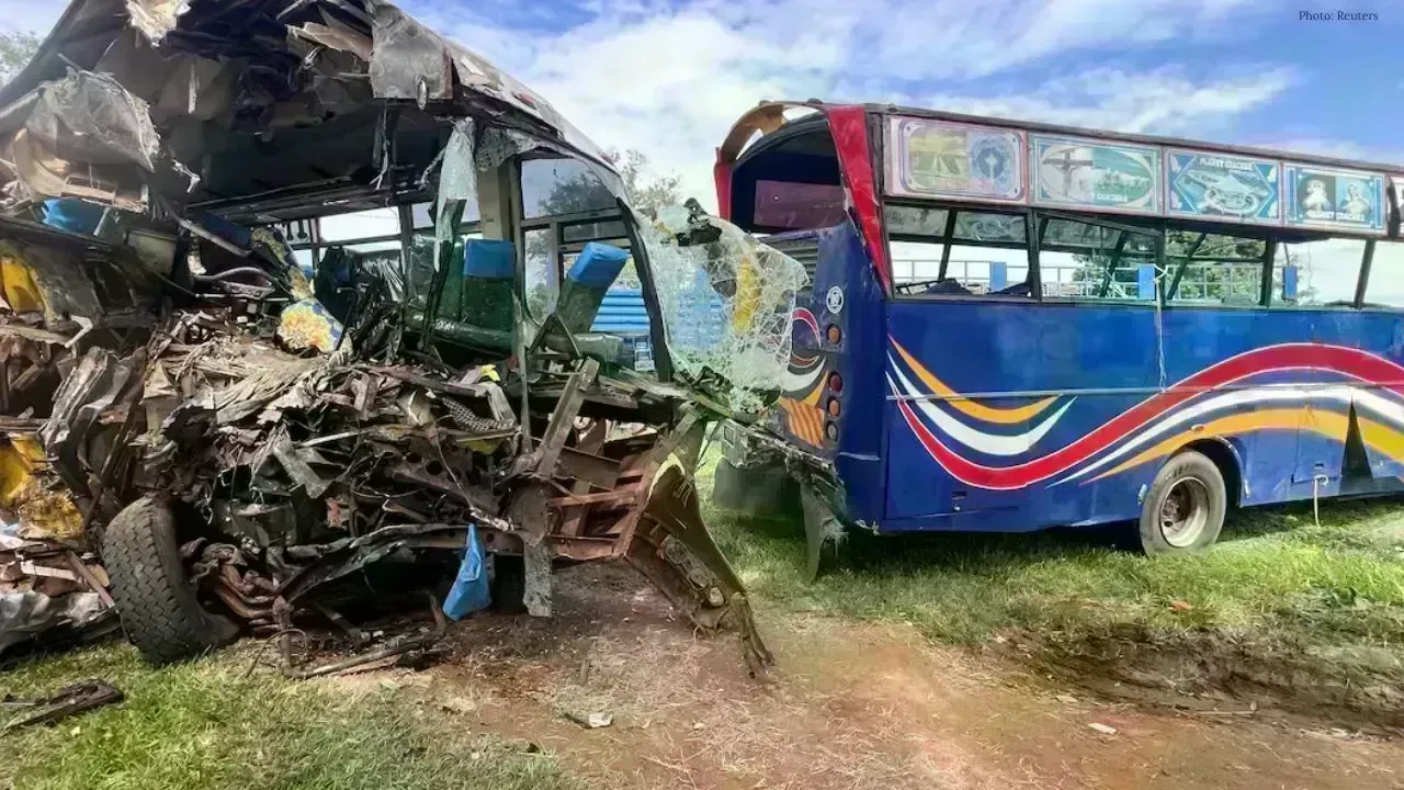 Tragic Bus Overturning in Vietnam's Yen Bai Claims Seven Lives