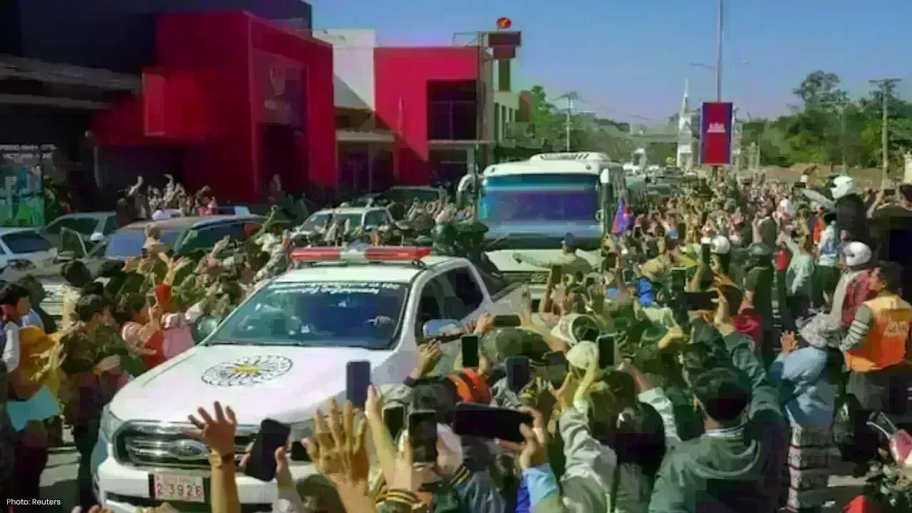 Thailand Releases 18 Cambodian Soldiers Following Ceasefire