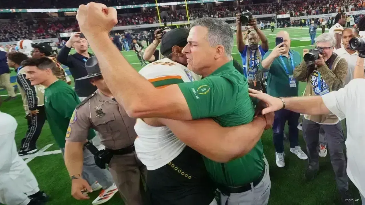 Miami Stuns Ohio State with 24-14 Victory; Scott’s Game-Defining Pick-Six