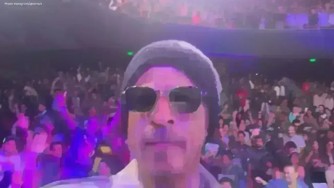 Shah Rukh Khan Dazzles Dubai With Exclusive ₹13 Crore Rolex Watch