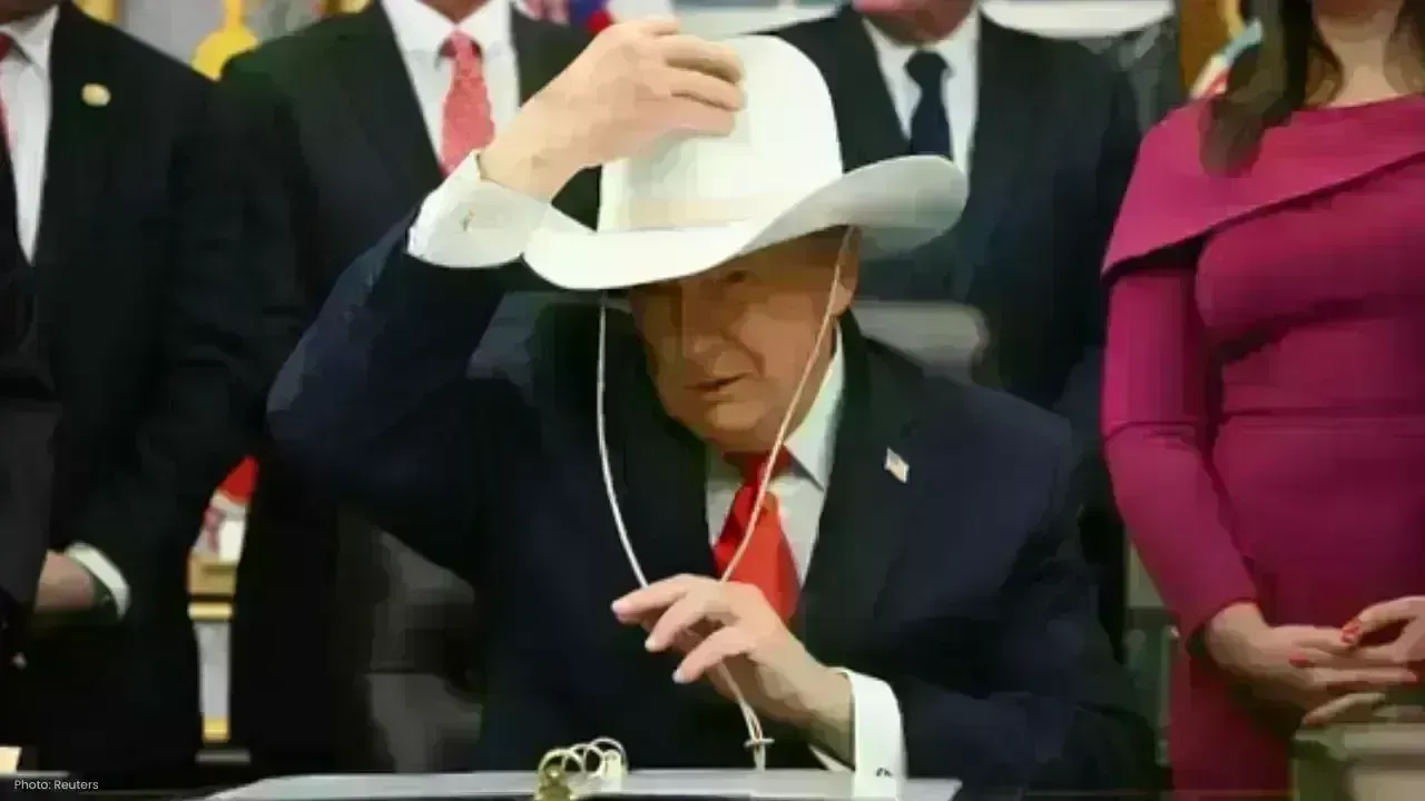 Trump Endorses Bill Targeting Countries Buying Russian Oil