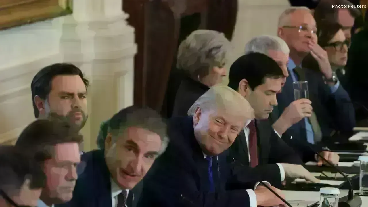 Trump Calls on U.S. Oil Firms to Revitalize Venezuela’s Oil Industry