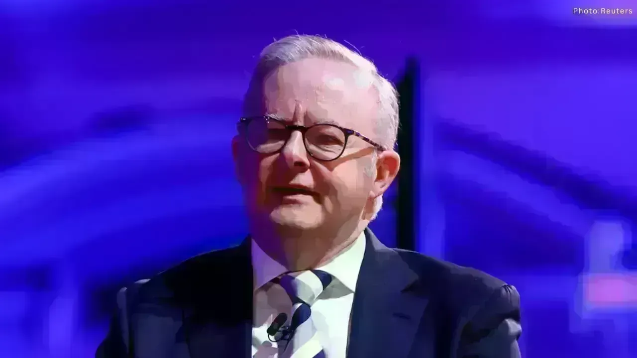 Severe Bushfires Plague Australia, Destroying Homes and Causing Power Outages