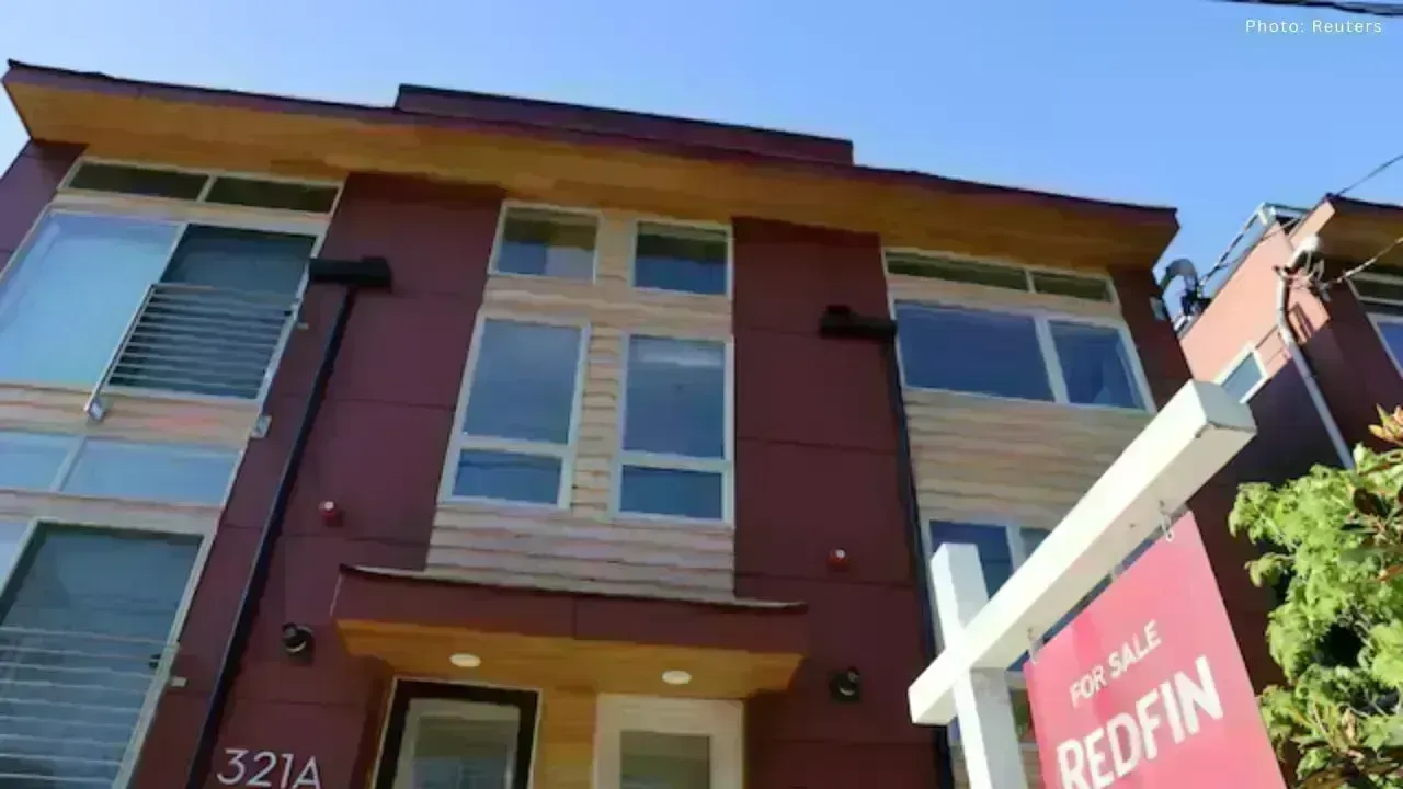 Mortgage Bond Purchase Boosts US Housing Stocks Amid Economic Concerns