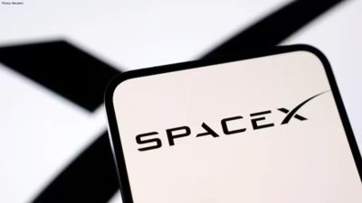 FCC Greenlights SpaceX’s Plans for 7,500 Additional Starlink Satellites