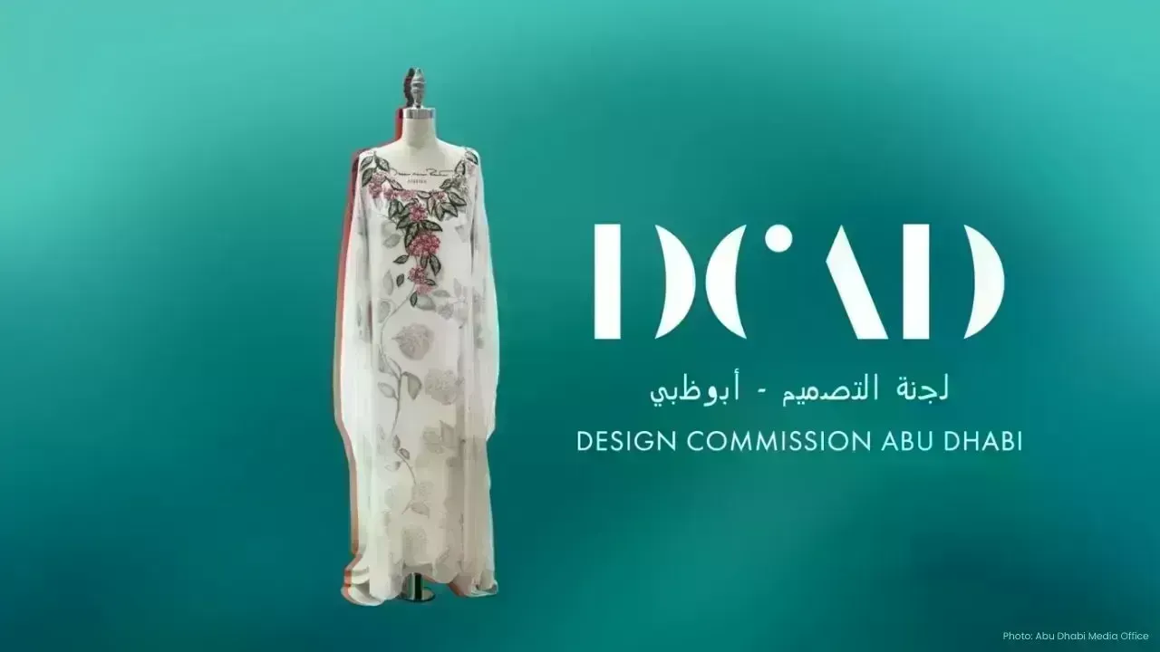 Oscar de la Renta Introduces Emirati-Inspired Caftan in Abu Dhabi