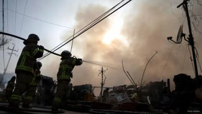 Fire Breaks Out in Guryong Village, 47 Evacuated in Gangnam
