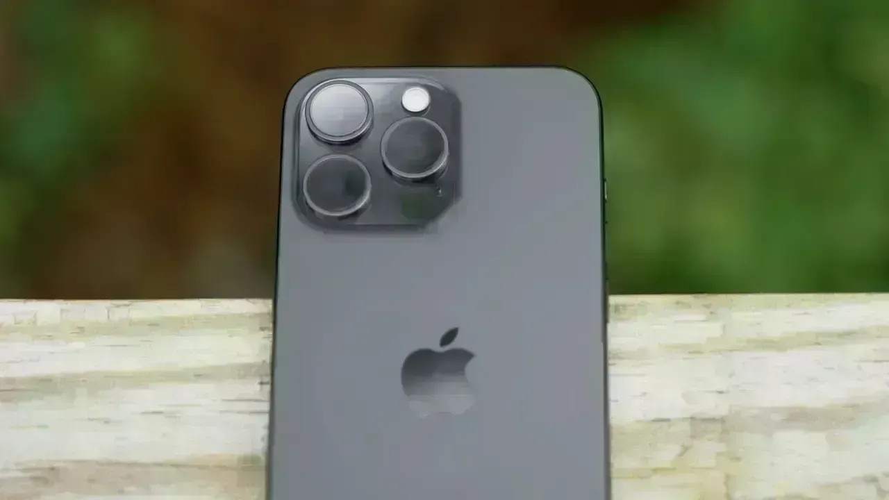 Rumors Surrounding the iPhone 18 Pro & Pro Max: Innovative Design Changes Ahead
