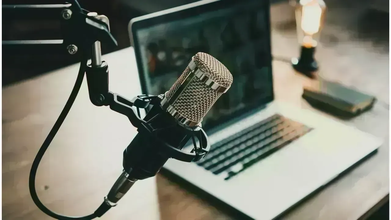 Podcasts Revolutionizing Discussions in 2026
