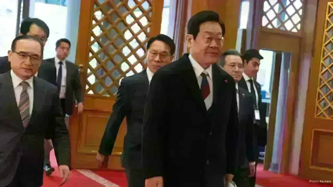 President Lee of South Korea Cautions on US Chip Tariffs Impact