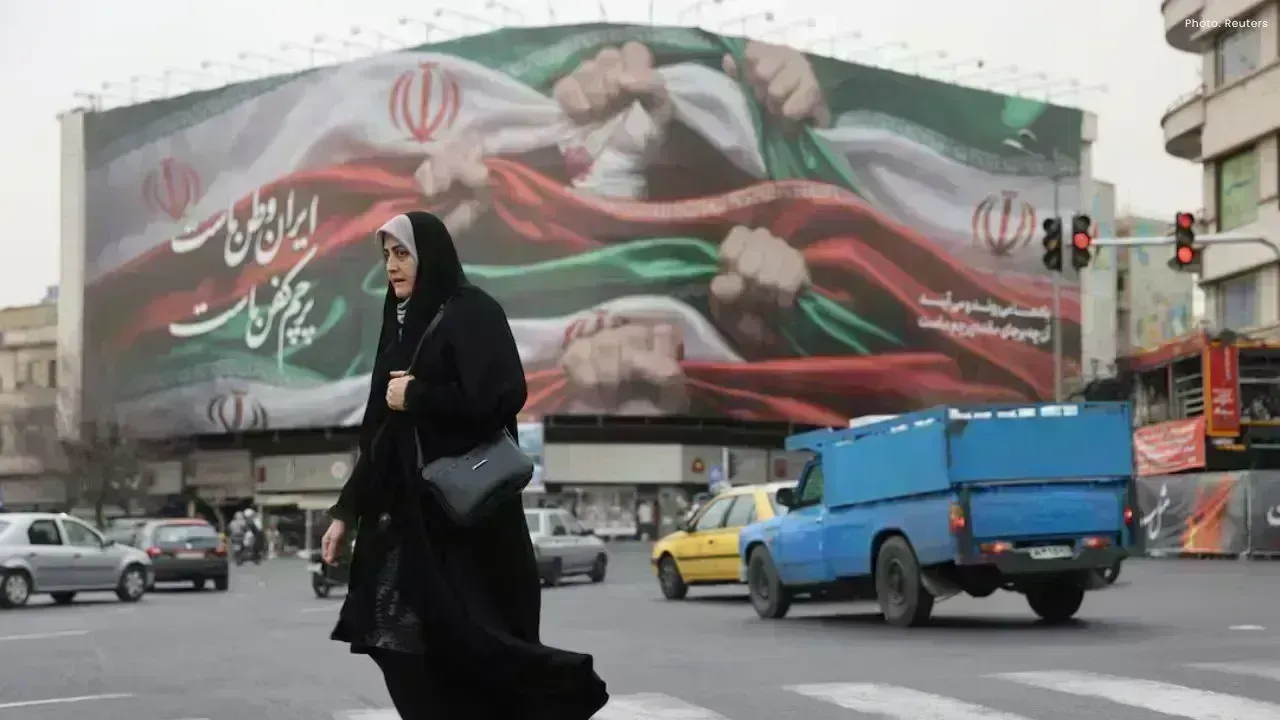 Iran Responds Strongly to U.S. Military Buildup, Warns of Full-Blown War