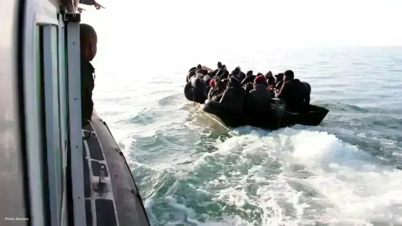 Three Lives Lost in Tragic Boat Capsize Near Oman’s Sultan Qaboos Port