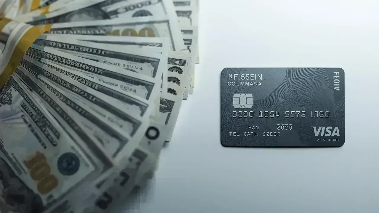 Comparing Credit Card and Cash Preferences in Modern Payments