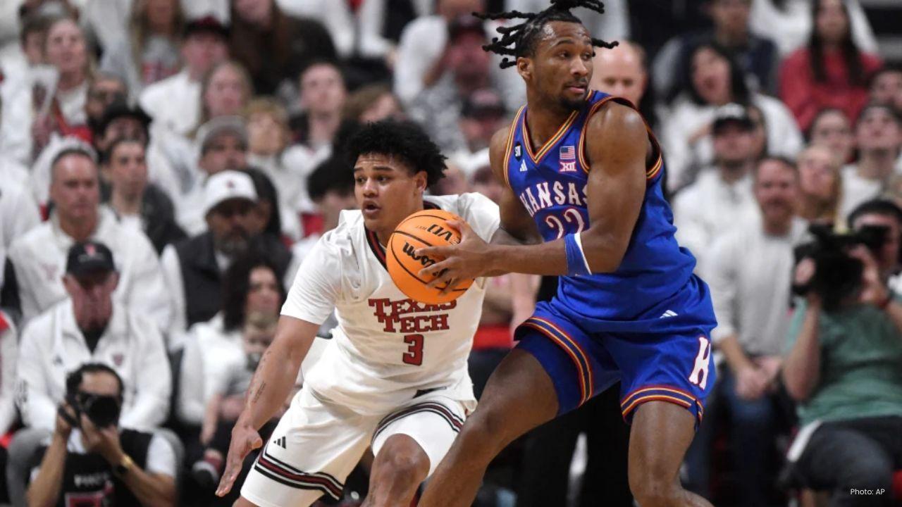 Darryn Peterson Hits Clutch 3s, Leads Kansas Past Texas Tech