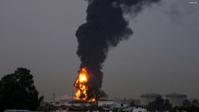 Dubai Explosions, Airports Shut as Iran Attacks UAE