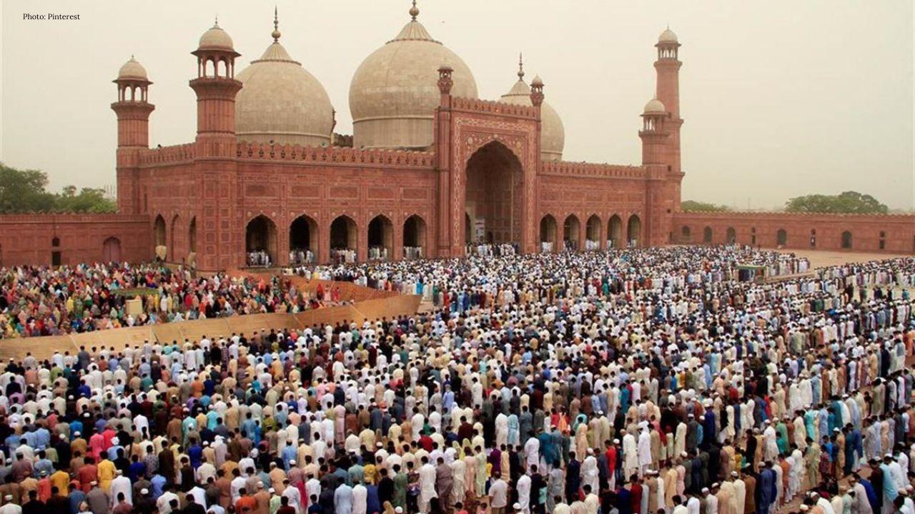 Shawwal Crescent Moon Visible in Saudi Arabia