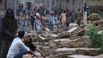 Deadly Storm Hits Karachi: 15 Killed, Trees Uprooted