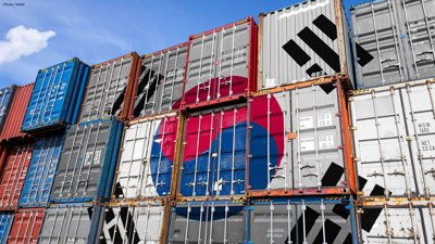 South Korea Exports Surge 50% on Strong Chip Demand