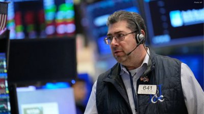 Global Markets Rise as Oil Prices Drop on Iran Talks