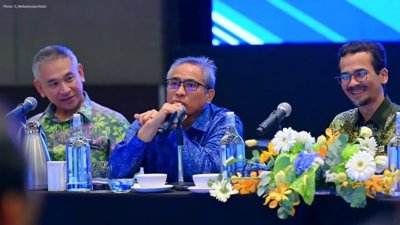 Malaysia Reminds Civil Servants: WFH Is Not a Break