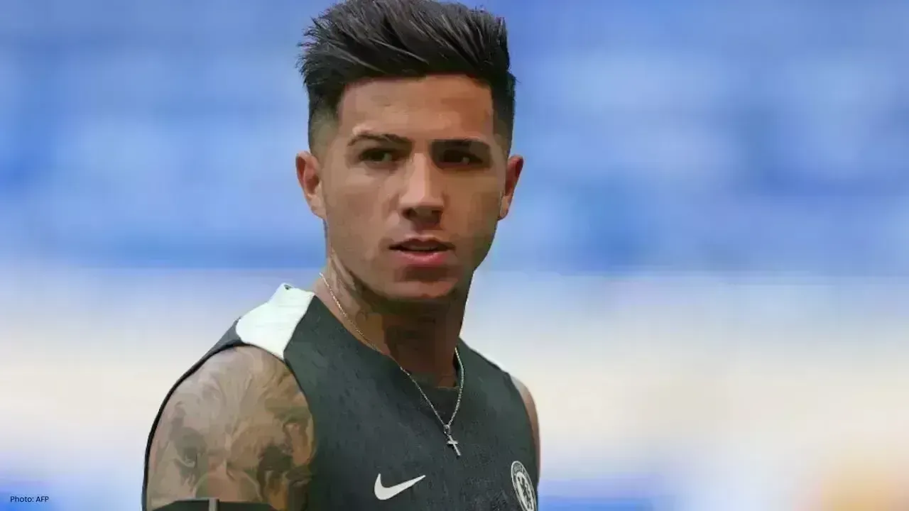 Chelsea Suspends Enzo Fernandez Amid Transfer Talks