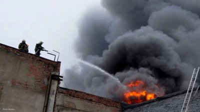 Devastating Russian Air Strikes in Northeast Ukraine: 4 Dead, 11 Injured