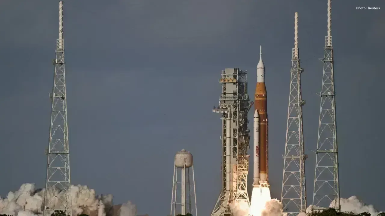 Capturing Artemis II: Steven Madow's 14-Camera Masterpiece