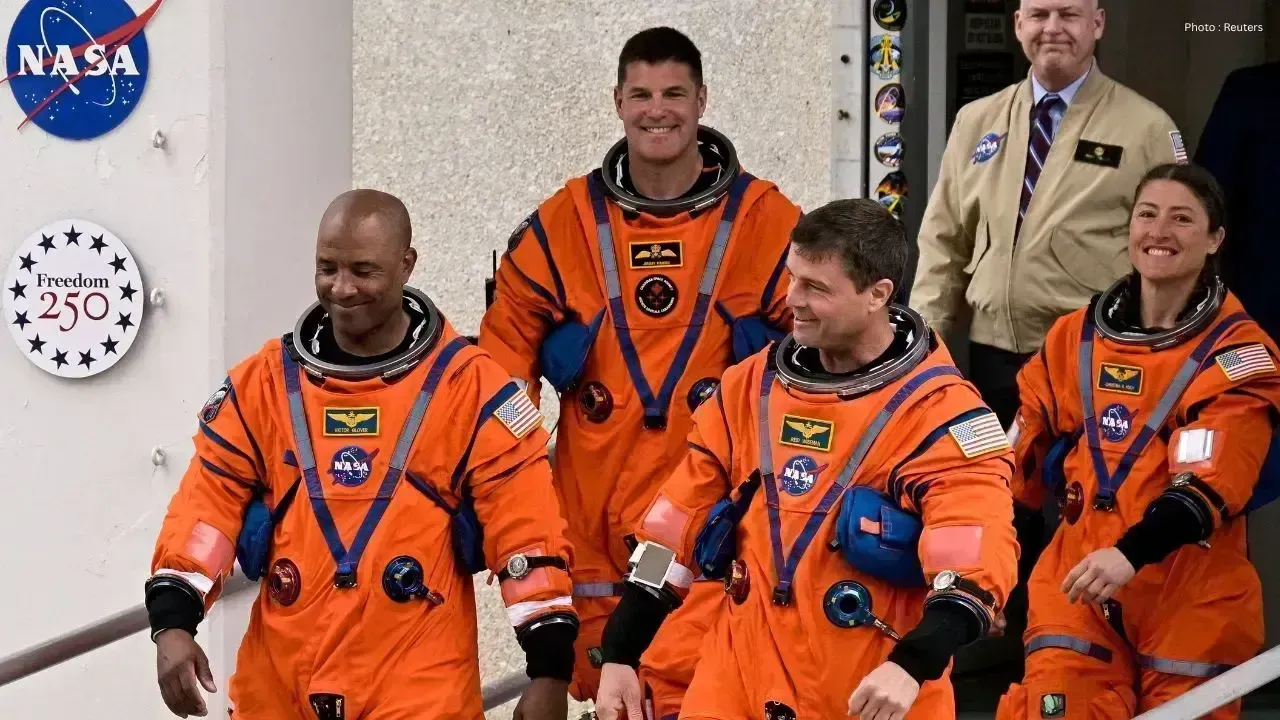 Canada's Hansen Engages With Youth During Historic Space Mission