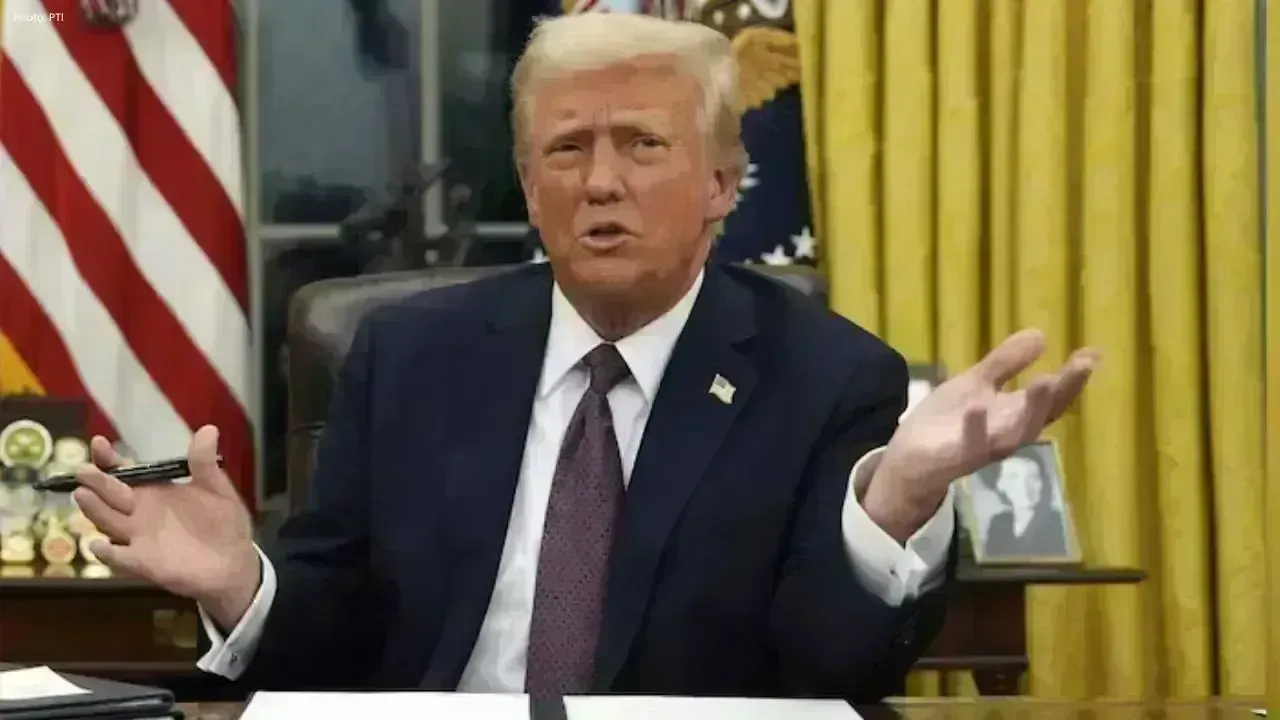 Trump Issues Stark Warning to Iran Amid US Rescue Operation