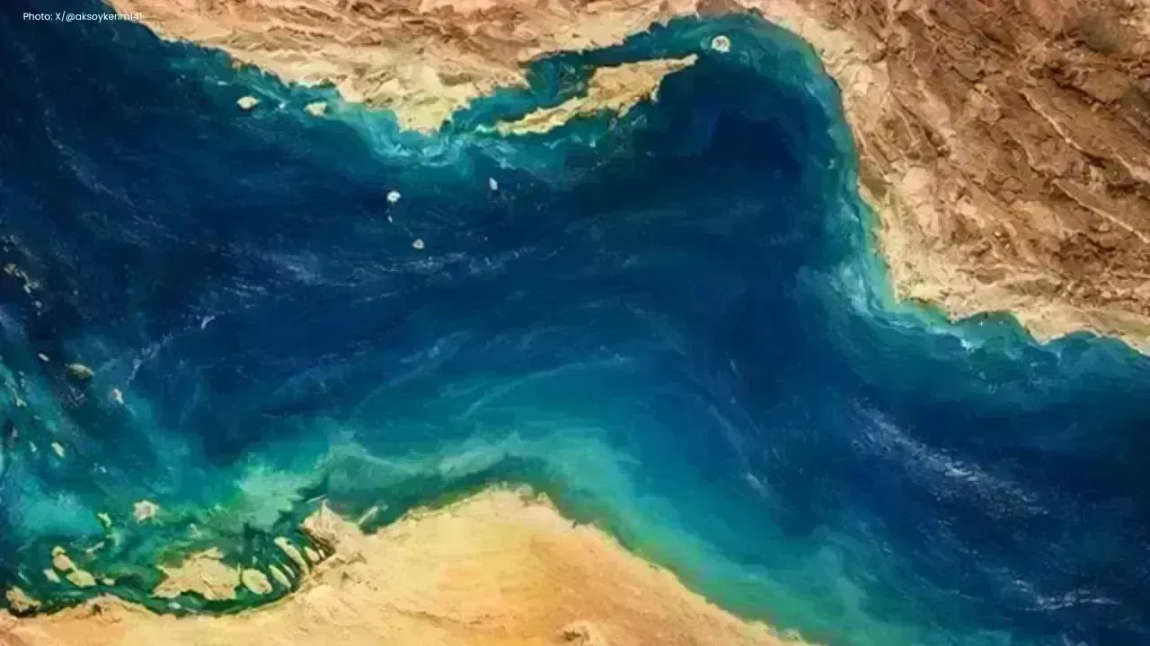 Iran Closes Hormuz Strait Amid Israeli Airstrikes in Lebanon