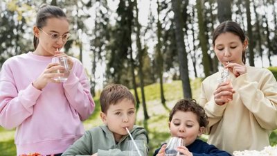 Essential Tips for Keeping Kids Hydrated During Hot Summer Days