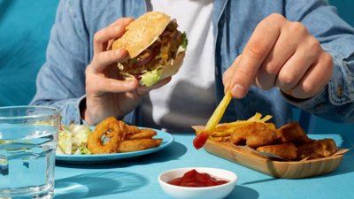 Essential Foods to Avoid This Summer for Your Health