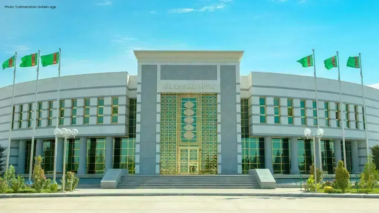 Expansion of Ruhabat Fabrics at Altyn Asyr Center