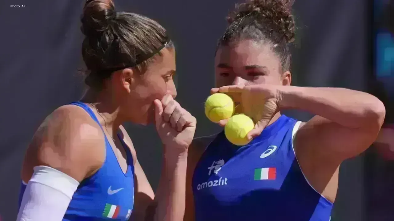 Italy Advances to BJK Cup Finals; USA Ousted by Belgium